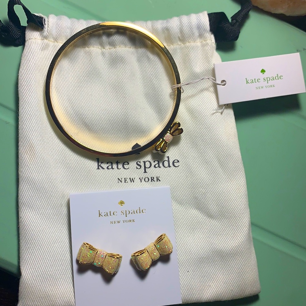 Kate Spade White bow Earrings and Bracelet♠️